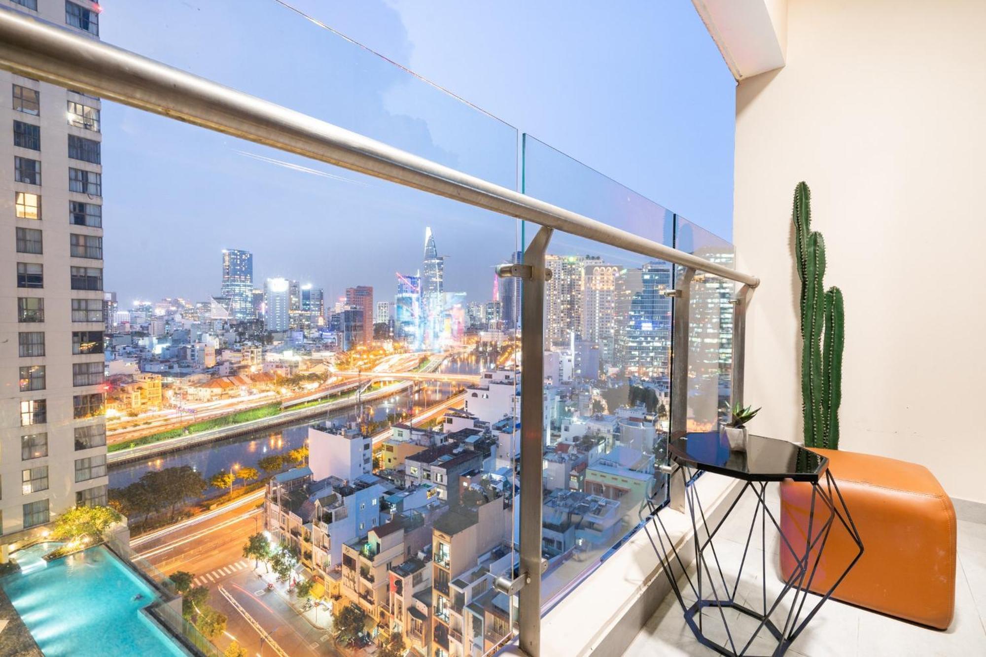 Otis Millennium Saigon Balcony Apartment Ho Chi Minh City Bagian luar foto