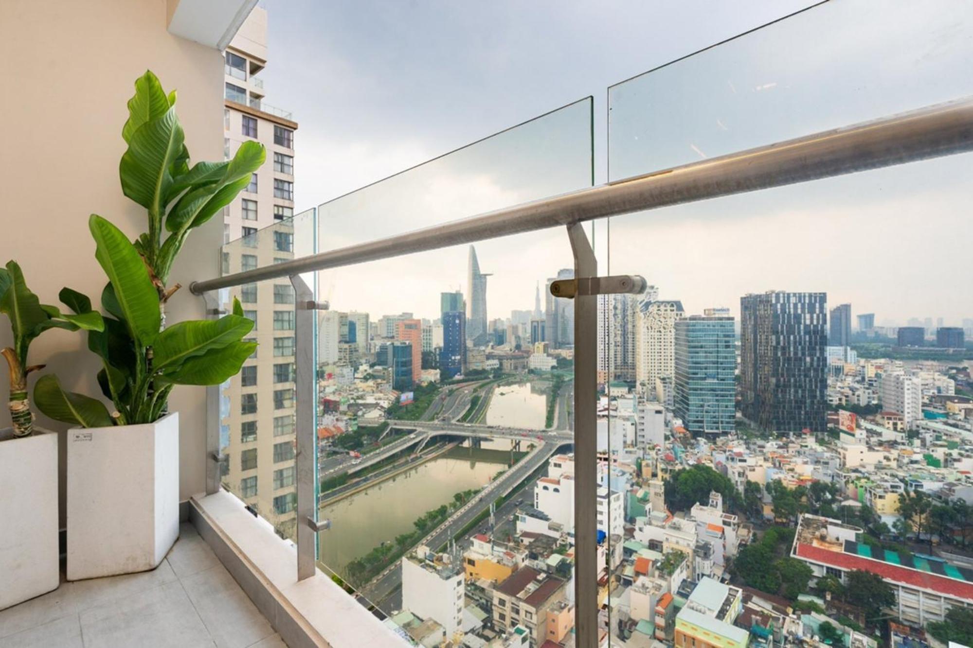 Otis Millennium Saigon Balcony Apartment Ho Chi Minh City Bagian luar foto