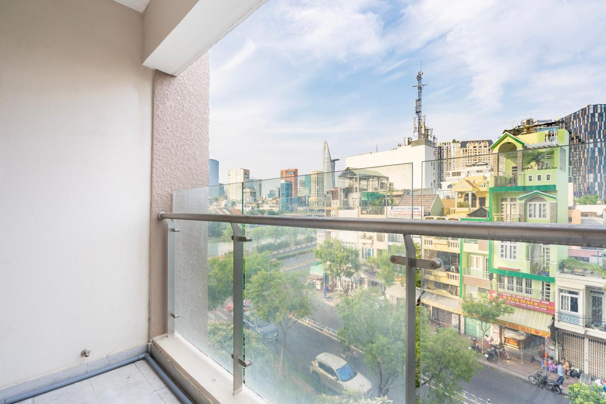Otis Millennium Saigon Balcony Apartment Ho Chi Minh City Ruang foto